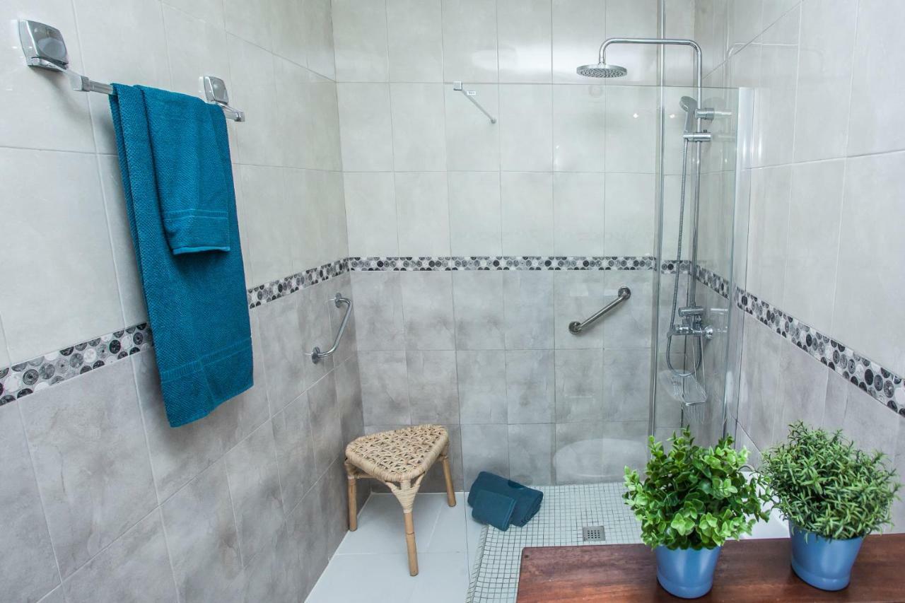 Spectacular Renovated Apartment, 5 Min To Camison Beach, With Aircon Arona  Eksteriør billede