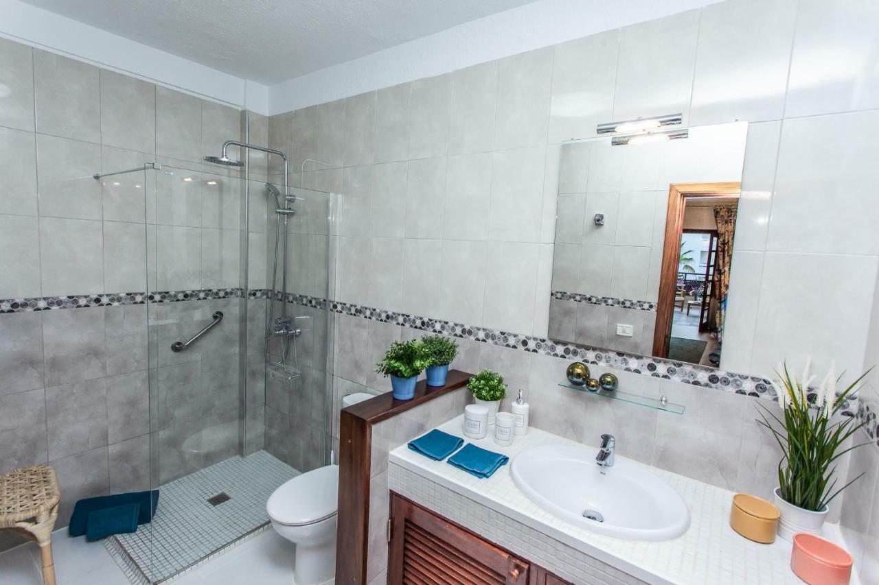 Spectacular Renovated Apartment, 5 Min To Camison Beach, With Aircon Arona  Eksteriør billede